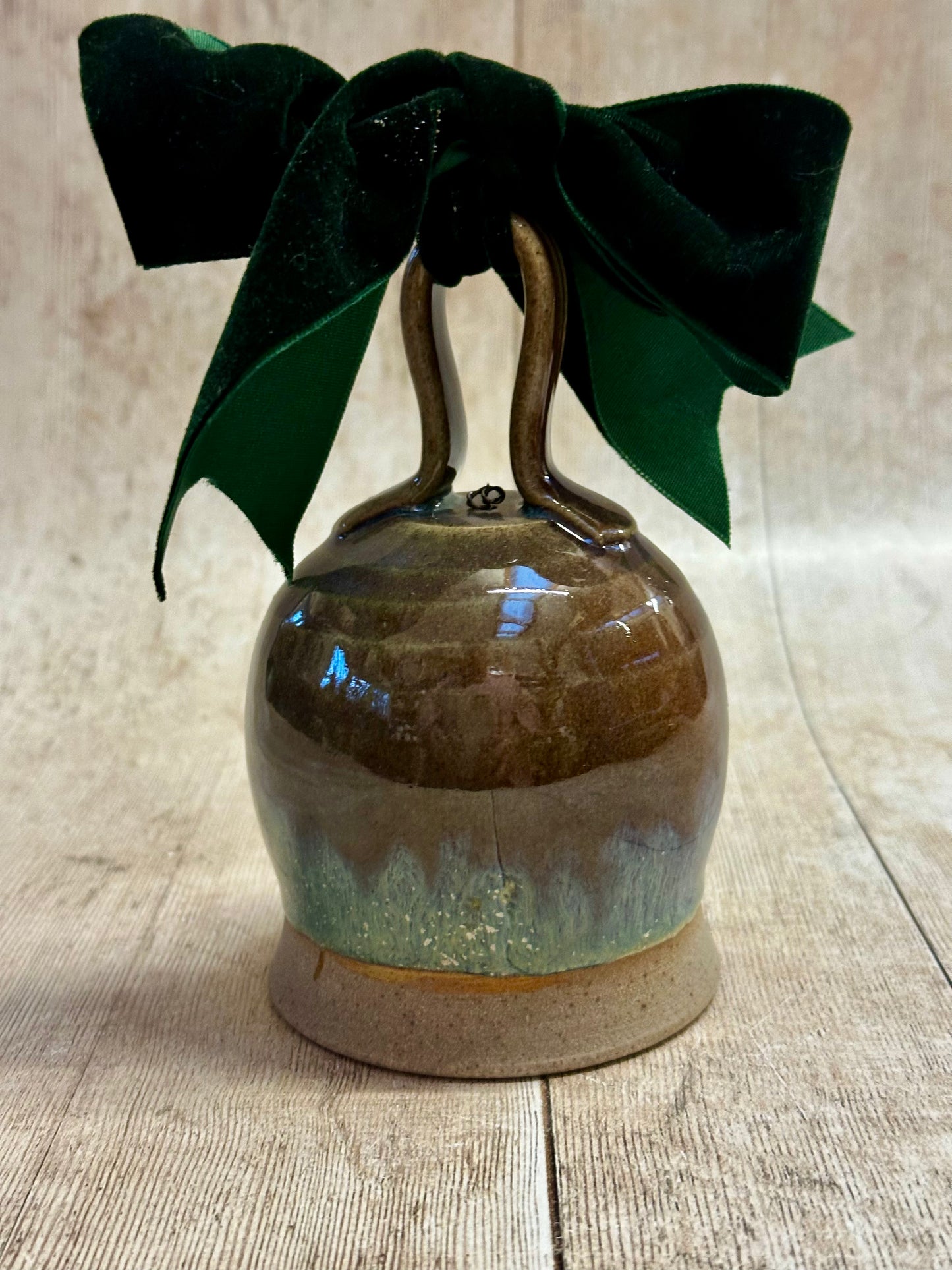 Bell (Aurora Collection)