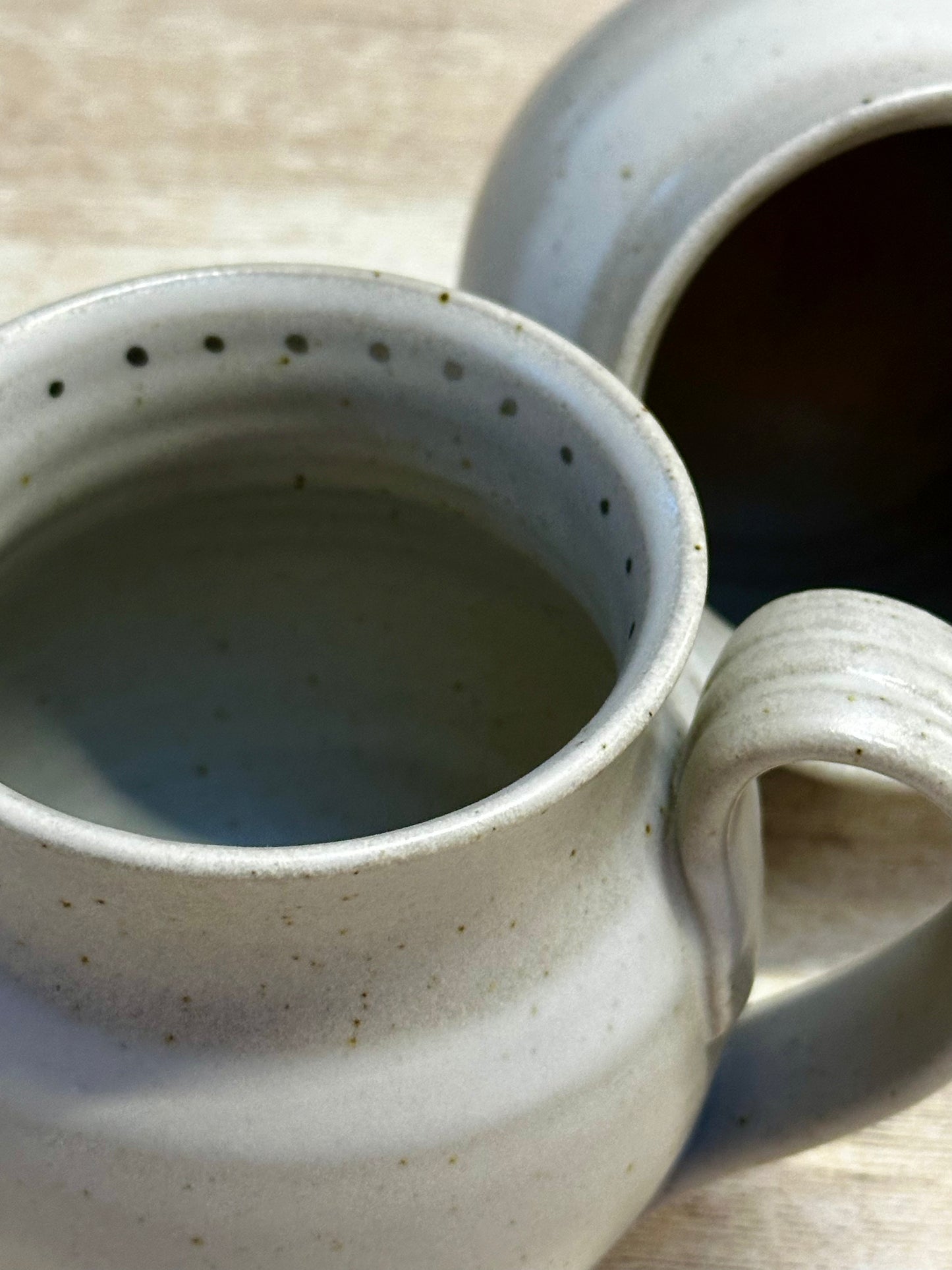 Hug Mug (Platinum Collection)