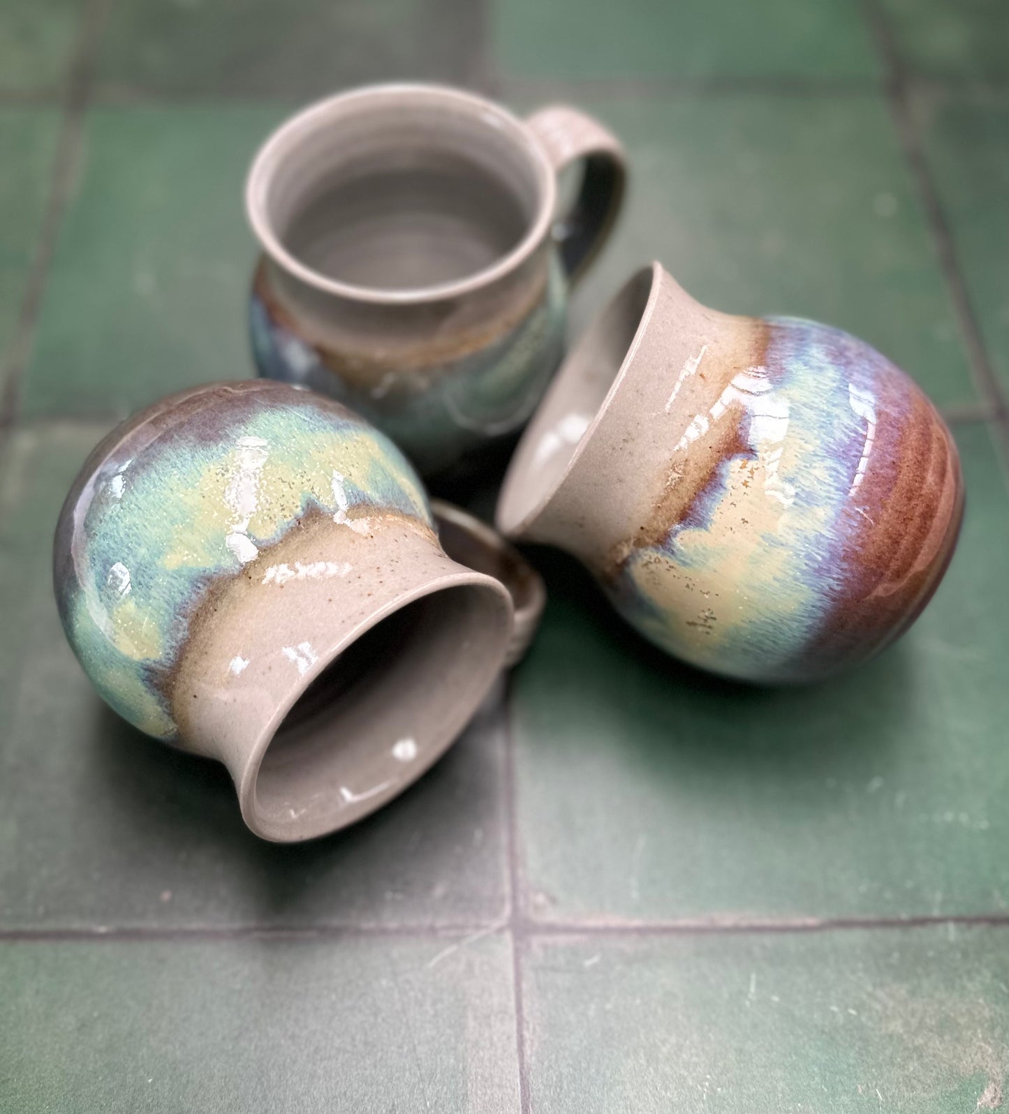 'Hug' Mug (Aurora Collection)
