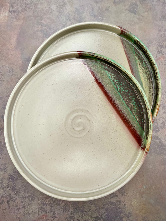 Lipped plates (Signature Collection)