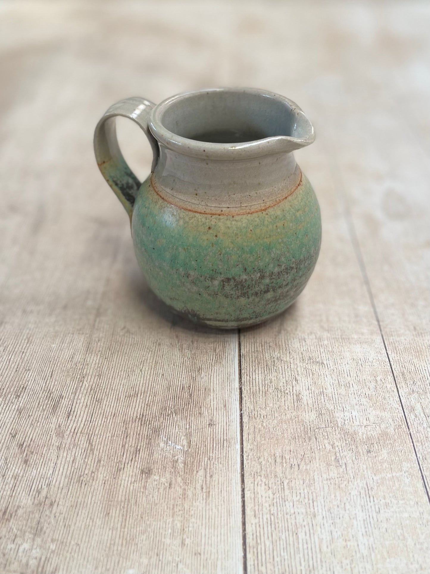 Jug (Signature Collection)