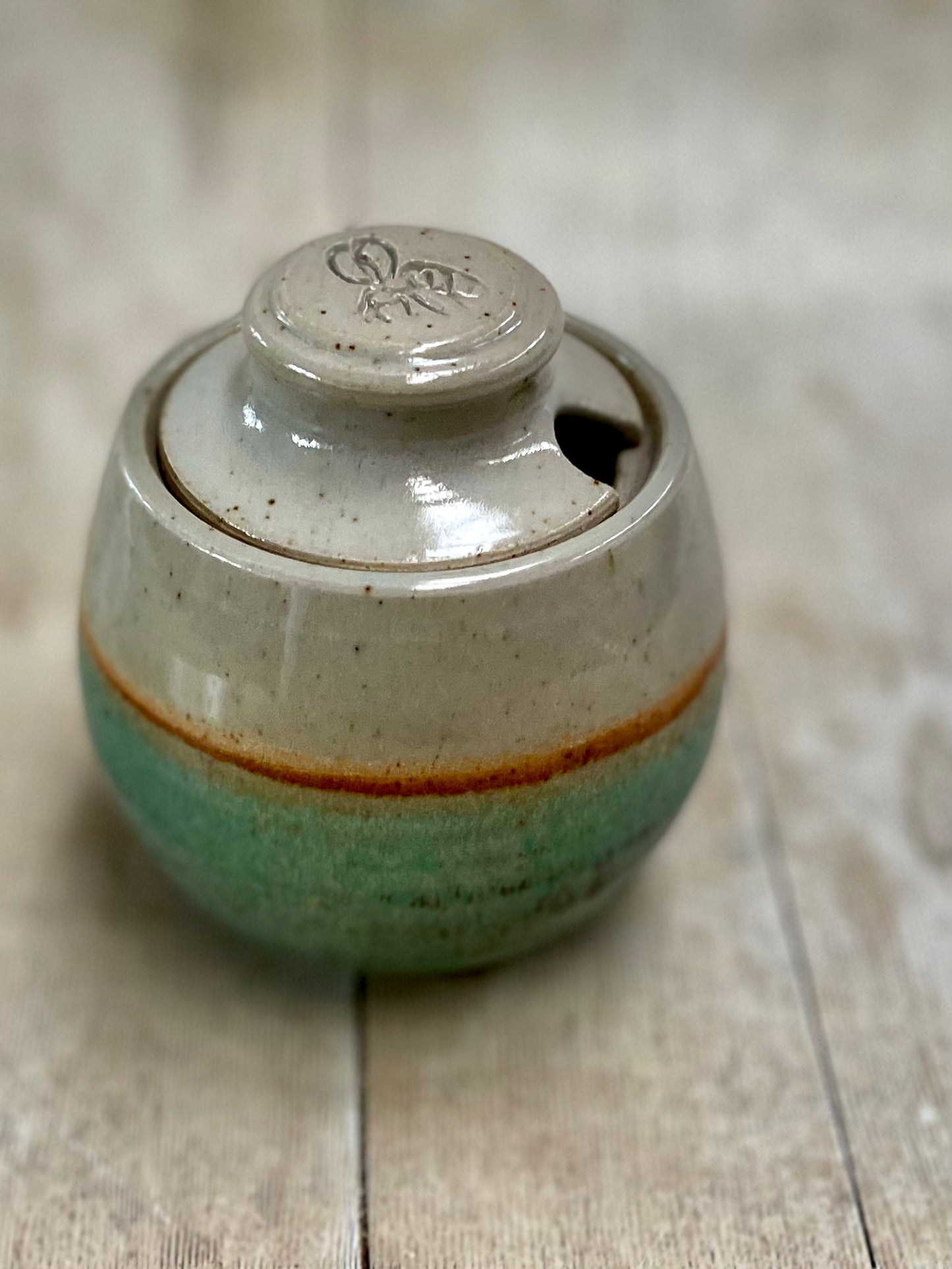 Honey Bee Pot & Drizzler